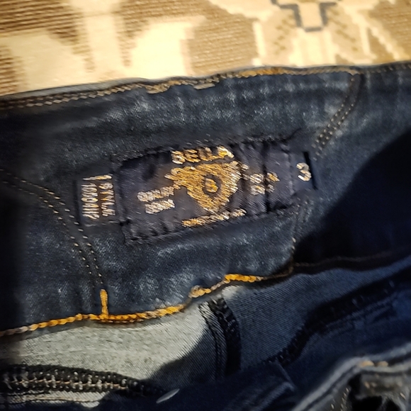 Bella B Skinny stretch jeans size 3 with rhinestone button accents - Picture 2 of 10